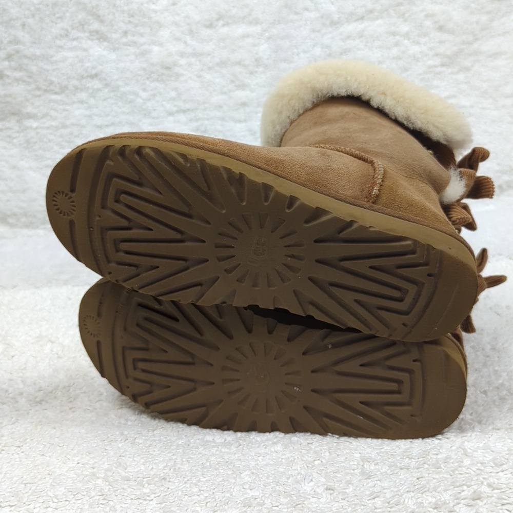 UGG Shearling Ankle Boots Womens 8 Tan Suede Flats Shoes - Picture 9 of 12
